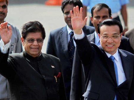 વિરોધની વચ્ચે ચીની પ્રધાનમંત્રીનો ભારત પ્રવાસ