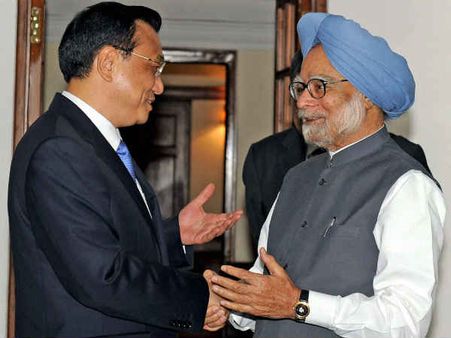 વિરોધની વચ્ચે ચીની પ્રધાનમંત્રીનો ભારત પ્રવાસ