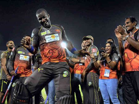 કોલકાતાને હરાવીને હૈદરાબાદનો પ્લેઓફમાં પ્રવેશ