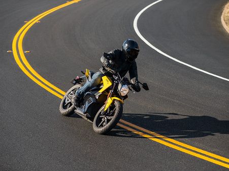 આ બાઇકને જોઇને રહી જશો દંગ