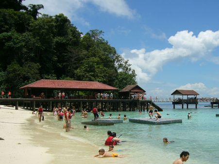 આ છે એ 15 દેશ જ્યાં ટ્વિટરનો વાગે છે ડંકો આ છે એ 15 દેશ જ્યાં ટ્વિટરનો વાગે છે ડંકો