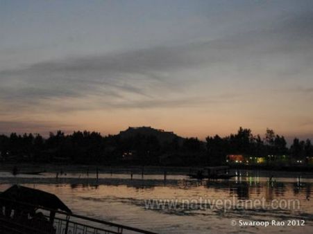 શ્રીનગરનું ઘરેણું અને કાશ્મિરનું મુગટ છે આ ઝીલ શ્રીનગરનું ઘરેણું અને કાશ્મિરનું મુગટ છે આ ઝીલ