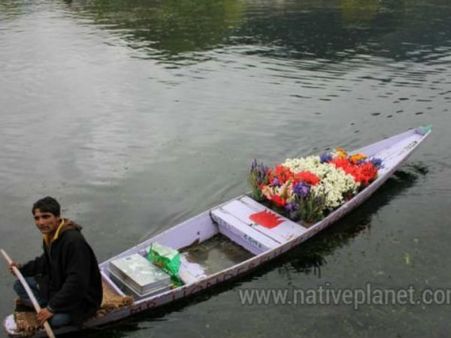 શ્રીનગરનું ઘરેણું અને કાશ્મિરનું મુગટ છે આ ઝીલ શ્રીનગરનું ઘરેણું અને કાશ્મિરનું મુગટ છે આ ઝીલ