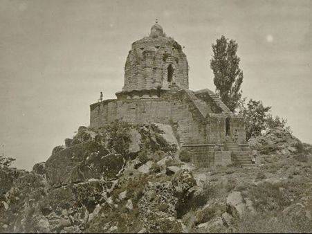 શ્રીનગરનું ઘરેણું અને કાશ્મિરનું મુગટ છે આ ઝીલ શ્રીનગરનું ઘરેણું અને કાશ્મિરનું મુગટ છે આ ઝીલ