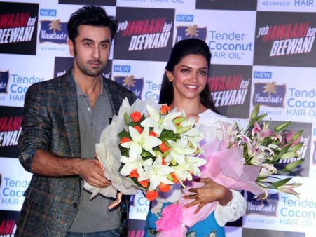 વાયજેએચડીનું પ્રમોશન કરતાં રણબીર-દીપિકા વાયજેએચડીનું પ્રમોશન કરતાં રણબીર-દીપિકા