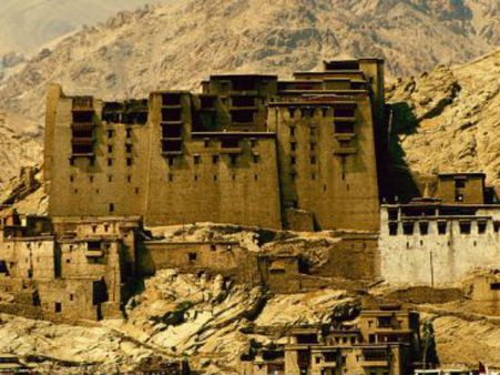 મનને મોહી લે તેવી એક સુંદરતાનો રાજા લેહ