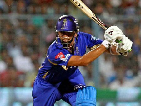 રાજસ્થાન રોયલ્સને માત આપતું મુંબઇ ઇન્ડિયંસ