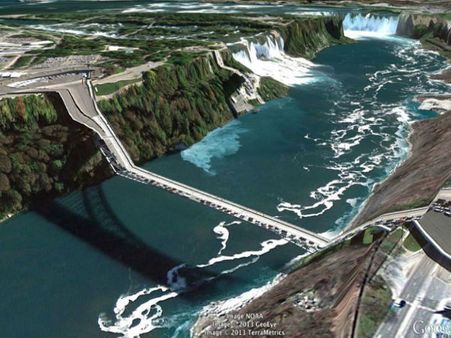 ગુગલ અર્થથી લેવામાં આવેલી ધરતીની કેટલીક તસવીરો