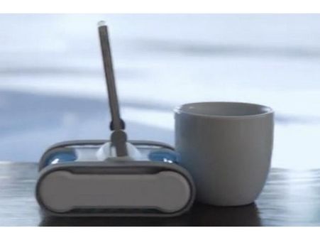 મળો સ્માર્ટફોન રોબોટ રોમોને