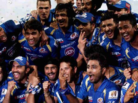 મુંબઇ ઇન્ડિયંસની જીતનો જશ્ન