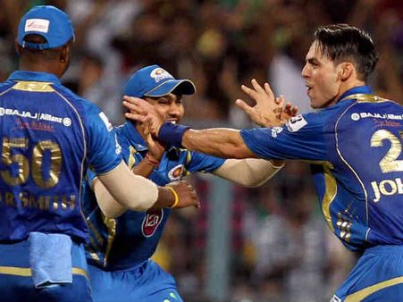 મુંબઇ ઇન્ડિયંસની જીતનો જશ્ન