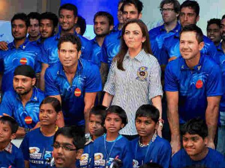 નીતા અને મુકેશ અંબાણીએ IPL ફાઇનલમાં હાજર રહેવાનું કેમ ટાળ્યું?