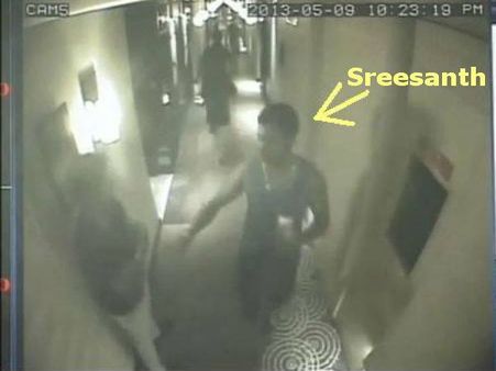 વિડીયોમાં જુઓ, હોટલના રૂમમાં છોકરીઓ સાથે રંગરેલિયાં મનાવતો શ્રીસંત