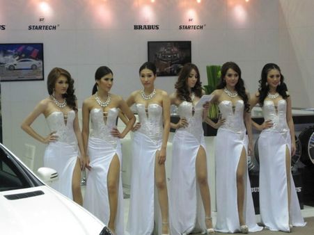 હોટ બેન્સની હાજરી, બેન્કોક મોટર શો બન્યો વધુ હોટ