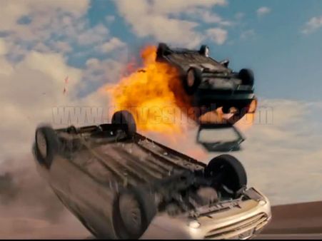 ફાસ્ટ એન્ડ ફ્યૂરિયસમાં 300 કાર્સ થઇ બરબાદ ફાસ્ટ એન્ડ ફ્યૂરિયસમાં 300 કાર્સ થઇ બરબાદ