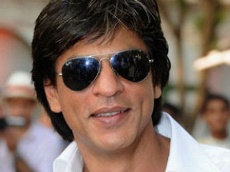 કિંગખાનના ખભાનું સફળતાપુર્વક ઓપરેશન