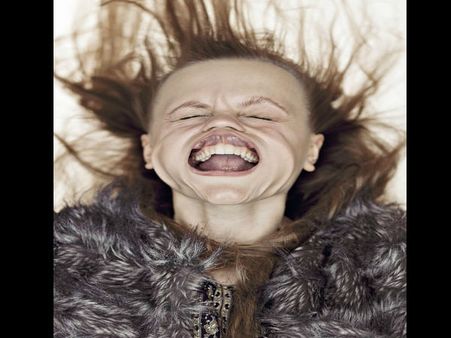 ઝડપી હવામાં કંઇક આવો થઇ જાય છે ચહેરો