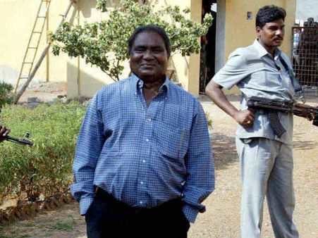 મહિલા નક્સલીઓએ મહેન્દ્ર કર્મા પર 78 વખત ચાકૂઓના ઘા ઝીંક્યા