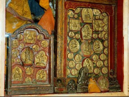 શ્રેષ્ઠ હિમાલયથી ઘેરાયલું સ્થળ કારગિલ શ્રેષ્ઠ હિમાલયથી ઘેરાયલું સ્થળ કારગિલ