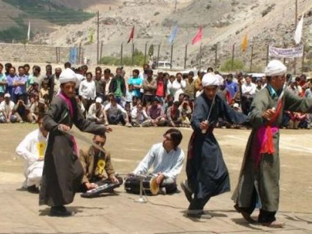 શ્રેષ્ઠ હિમાલયથી ઘેરાયલું સ્થળ કારગિલ શ્રેષ્ઠ હિમાલયથી ઘેરાયલું સ્થળ કારગિલ