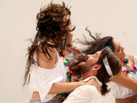 નીલ-પૂજા-અમીષાએ લગાવ્યો જોર