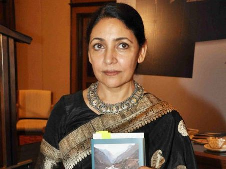 Pics : મનીષ-મમતા દુઃખી, બૉલીવુડ પણ શોકમગ્ન