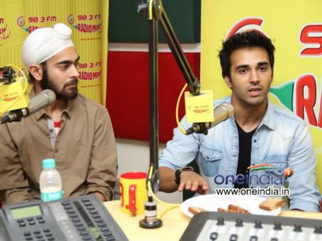 મનજોત સિંહ-પુલકિત સમ્રાટ