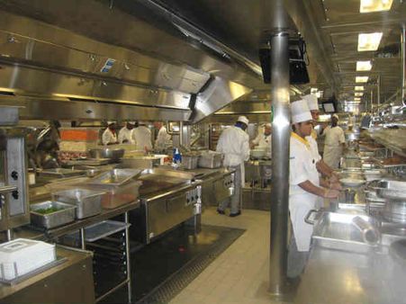 Photo : અજાયબી છે વિશ્વની સૌથી મોટી ક્રુઝ શિપ અલુરે ઓફ ધ સીસ