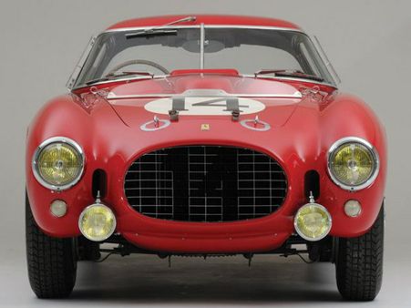 હરાજીમાં તમામ કાર્સને પાછળી મુકી દીધી ફેરારીની આ કારે