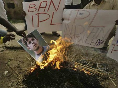 આઇપીએલ સટ્ટેબાજી: વધુ એક સટોડિયાની ધરપકડ