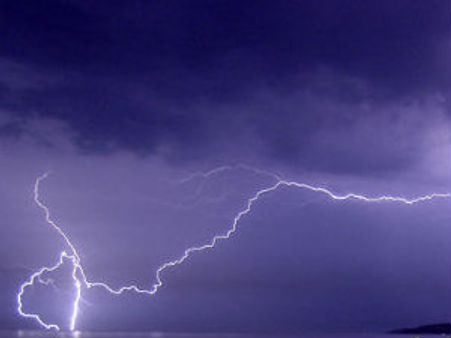 યૂપી અને બિહારમાં વિજળી પડતાં 40 લોકોના મોત