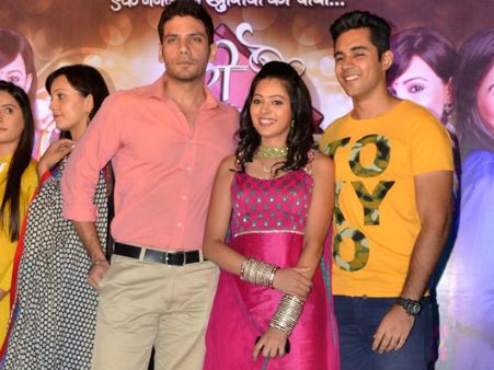 નણંદ-ભાભી પર આધારિત નણંદ-ભાભી પર આધારિત