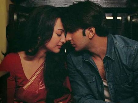 સોનાક્ષી-રણવીર સેક્સી છે સોનાક્ષી-રણવીર સેક્સી છે