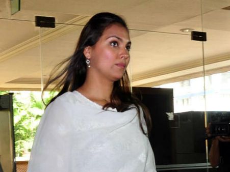 લારા દત્તા