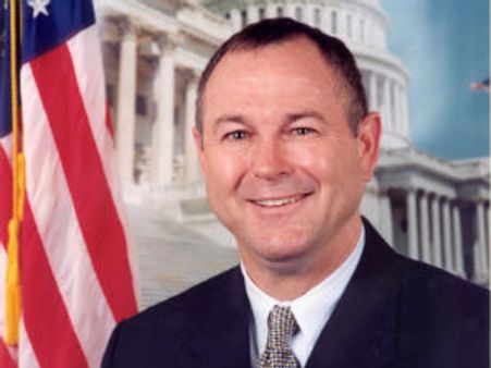 અમેરિકાએ પાકિસ્તાનને મદદ બંધ કરવાની ધમકી આપી