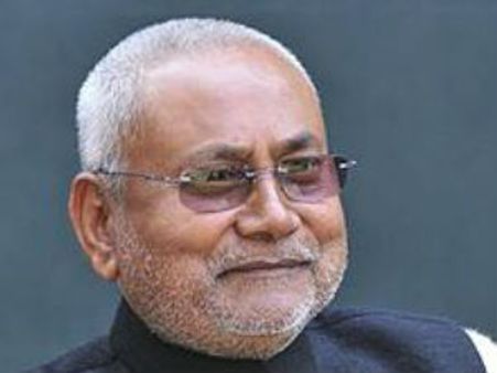 નીતિશે અડવાણી સાથે વાત કરી પણ ખાતરીના નામે મીંડું