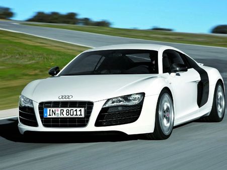 ઔડી આર8 4.2 એફએસઆઇ કુઆટ્રો