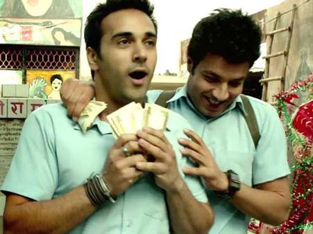 ફિલ્મ રિવ્યૂ : સેકેંડ હાફમાં હિટ છે ફુક ફુક ફુકરે