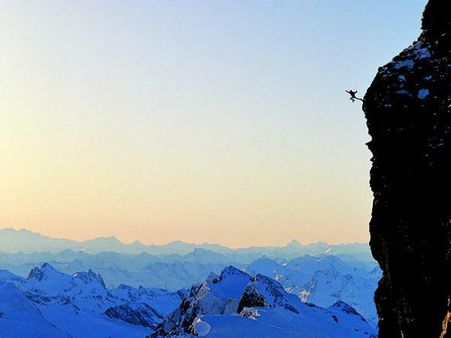 9 - BASE જમ્પિંગ