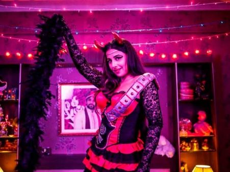 કિસિંગ સીનનો ઉલ્લેખ નહિં