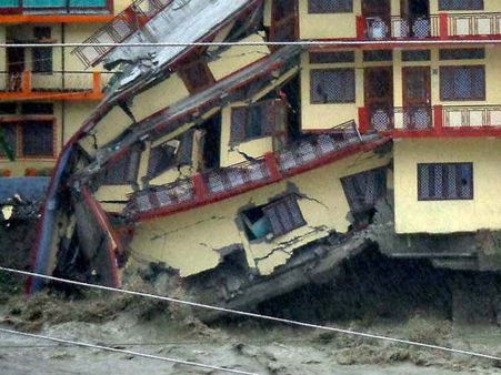 ઉત્તરાખંડમાં વરસાદનો કહેર, હરભજન સહિત 25 હજાર યાત્રીઓ ફસાયા