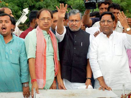 બિહાર બંધને લઇને ભાજપા કાર્યકર્તા રસ્તા પર