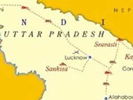 ટ્રેનમાં આગ લાગી હોવાની અફવાએ લીધો પાંચનો જીવ