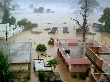 અધવચ્ચે ફસાયા