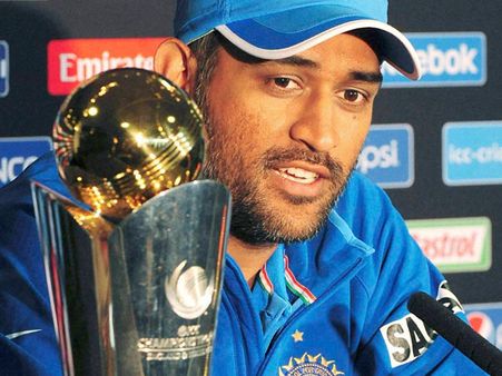 ધવન અંગે ધોનીનું મંતવ્ય ધવન અંગે ધોનીનું મંતવ્ય