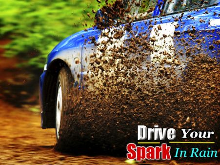 વરસાદમાં કેવી રીતે હંકારવી કાર, આ બાબતોનું રાખો ધ્યાન