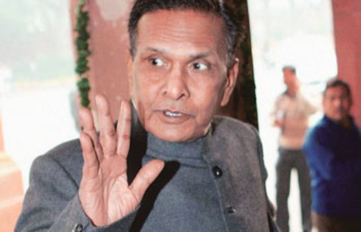 બેની પ્રસાદ વર્માએ મુલાયમને આપ્યો ખુલ્લેઆમ ચર્ચાનો પડકાર!