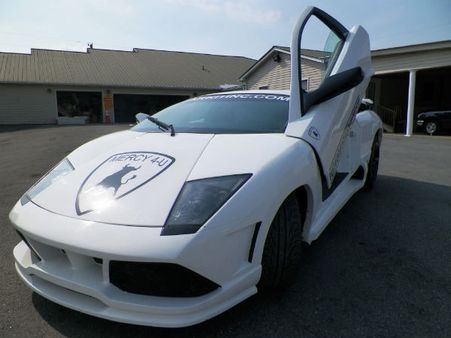 લેમ્બોર્ગિનીનું મર્સિલેગો મોડલ લેમ્બોર્ગિનીનું મર્સિલેગો મોડલ