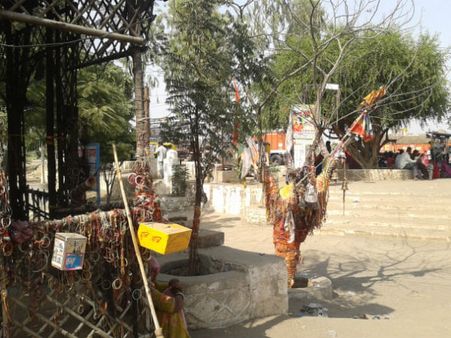 બુલેટને કહેવાય છે બુલેટ બાબા