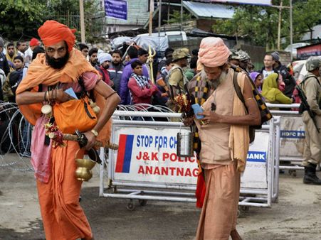 અમરનાથ તરફ પ્રયાણ